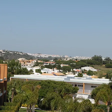 Torre Velha Al Konukevi Albufeira