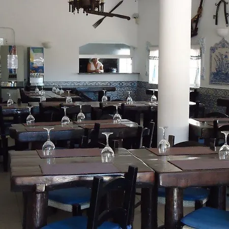 Torre Velha Al Πανσιόν 3*