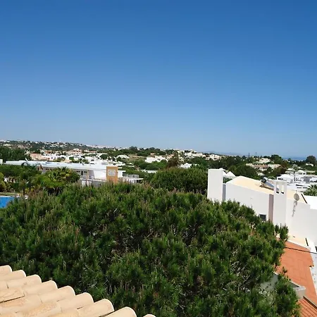 Πανσιόν Torre Velha Al 2*