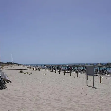 Πανσιόν Torre Velha Al Αλμπουφέιρα