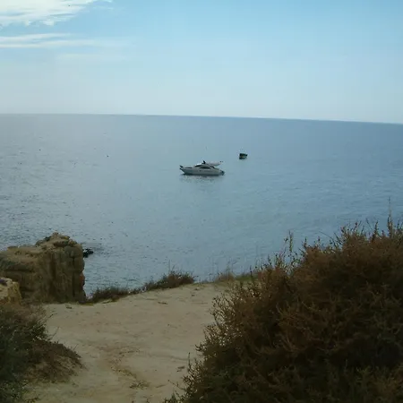 Πανσιόν Torre Velha Al 2*