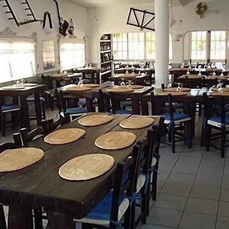 Torre Velha Al ゲストハウス アルブフェイラ